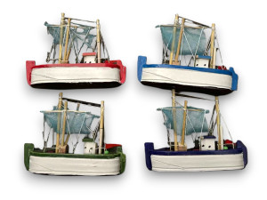 BARCO MADERA 8x8cm 6 COLORES Pack 12