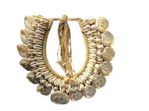 DECO COLLAR TROCHA MOP-OLIVA GRIS 30cm