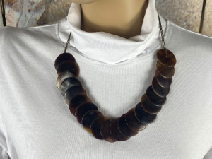 C.CE-07028 NEGRO