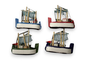 BARCO PESCADOR 8x6cm 4 COLORES Pack 12